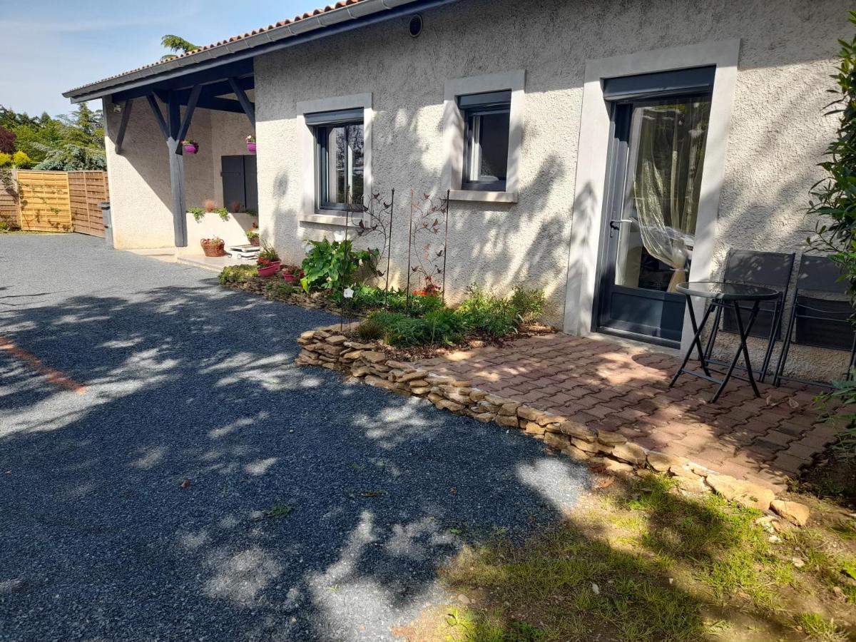La Maison Du Bonheur, Borne De Recharge Ve Saint-Bernard  Exterior photo